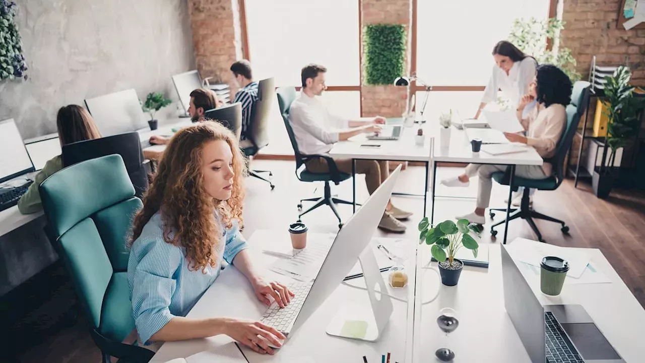 The Gen Z Office Surge: Why New Graduates are Rejecting Remote Work