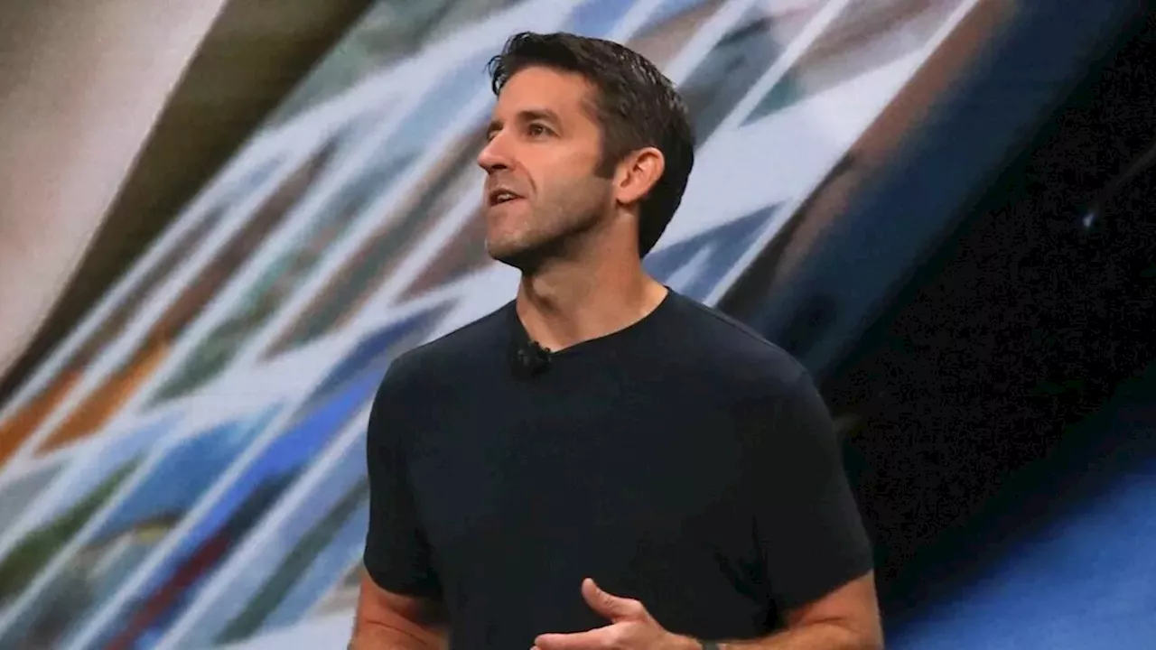 Ternus Takes the Helm: Can a Hardware Specialist Save Apple's AI Ambitions?