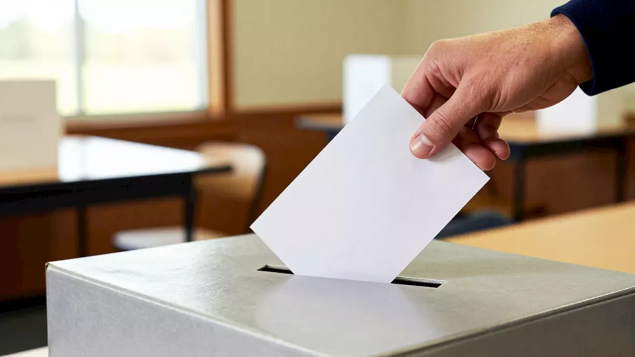 Battle for the Granite State: Sununu and Pappas Set for Senate Showdown