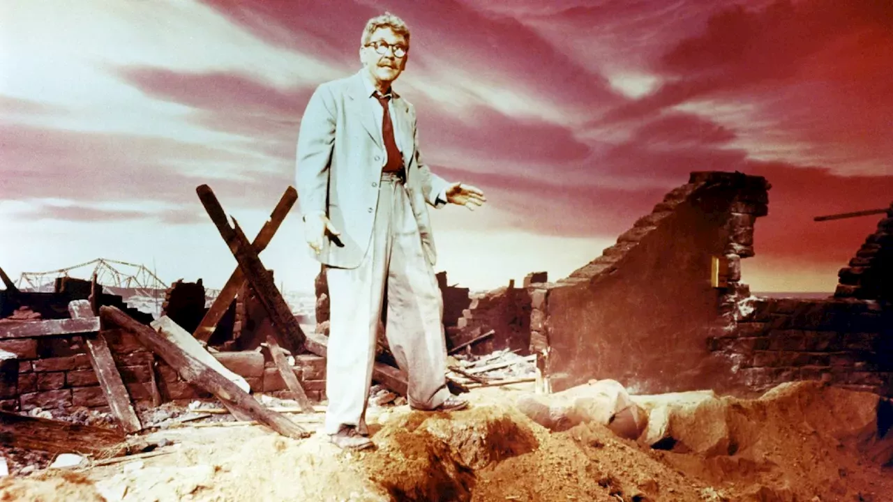 Forget The Twilight Zone: Why Stephen King Prefers Boris Karloff’s ‘Thriller’
