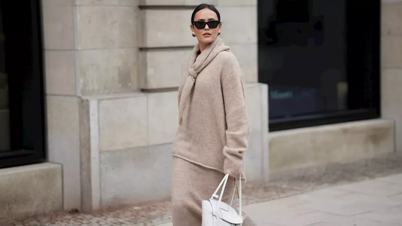 The $30 Sweater Dress: How Unbox is Democratizing 'Rich Mom' Chic