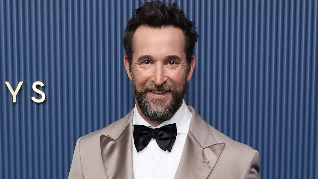 Noah Wyle’s Dual Triumph: A Viral Mane and a Major Emmy Win