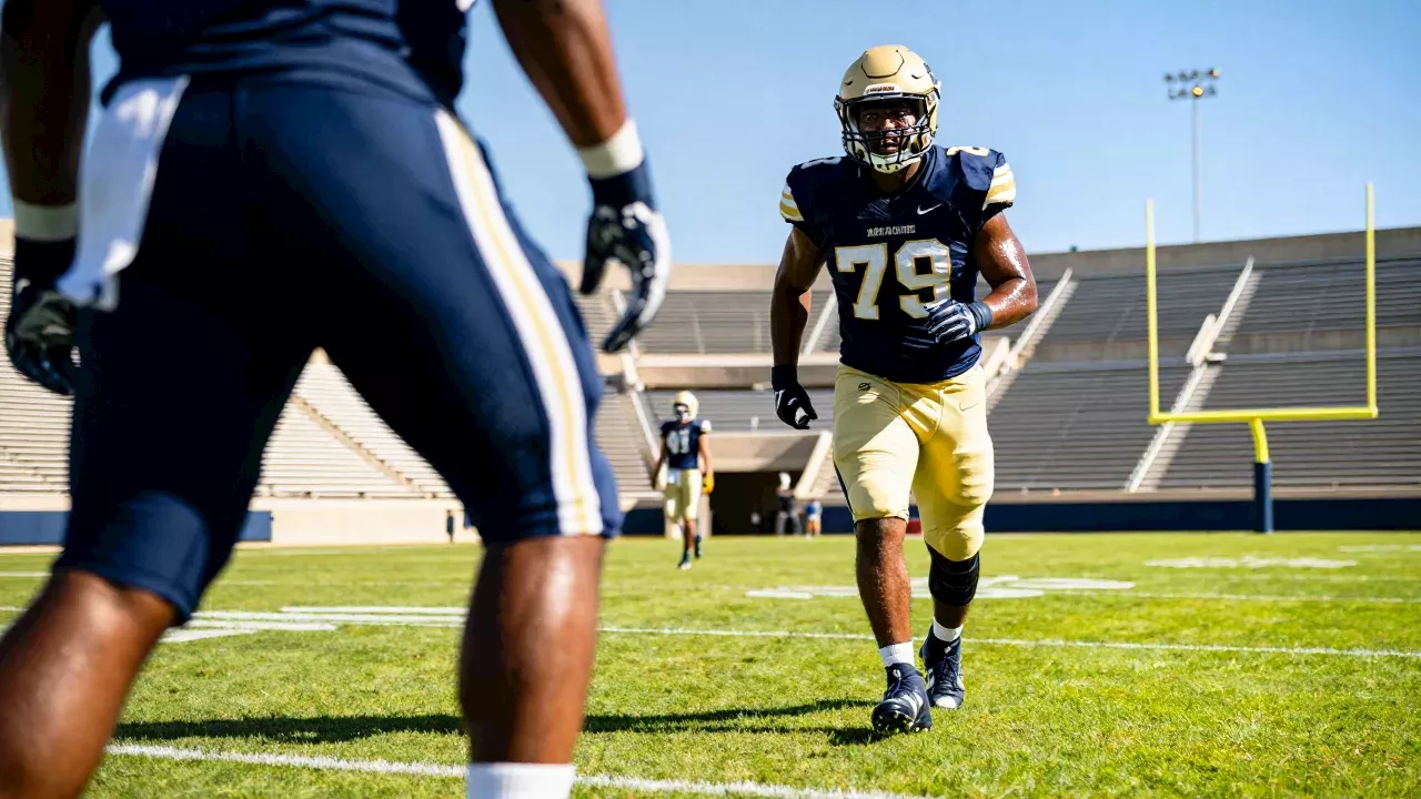 Boubacar Traore Joins 2026 Jason Witten Man of the Year Watch List
