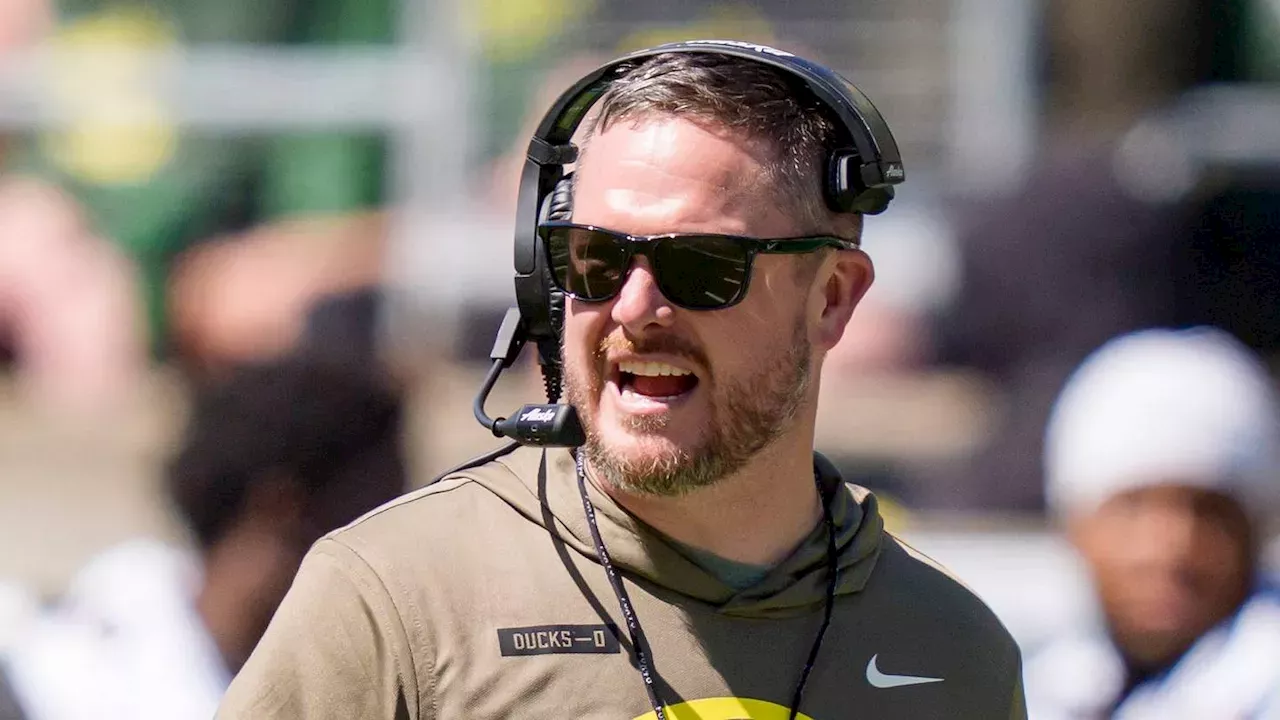 Oregon's Defense Carries Ducks in Gritty Win Over Oklahoma State