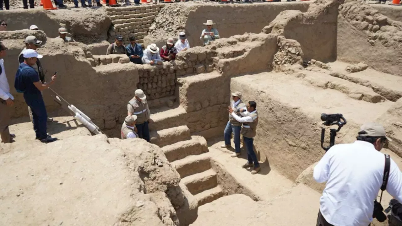 Peruvian Archaeologists Discover Near-Pristine Chimú-Era Mausoleum