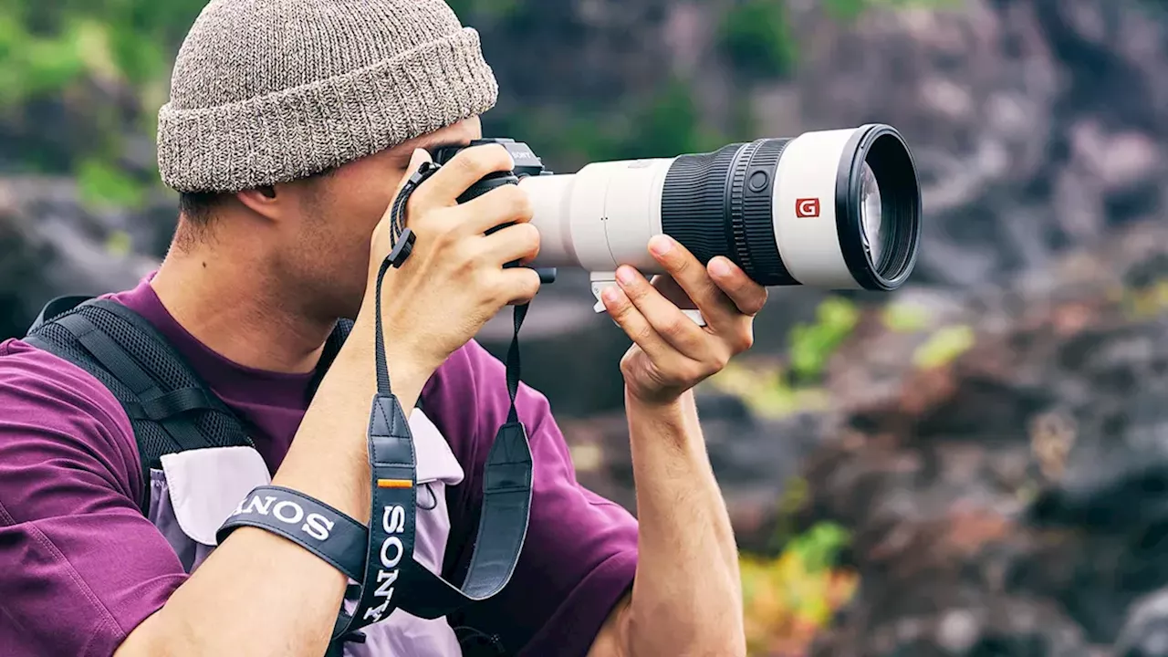 Sony's $3,699 Gamble: Disrupting the Super-Telephoto Market
