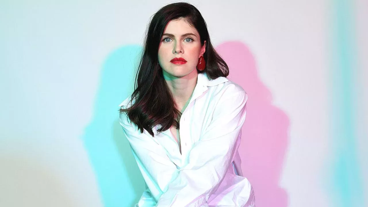 Alexandra Daddario's Post-Split Pivot: From 'Losses and Trauma' to Gingham Bikinis