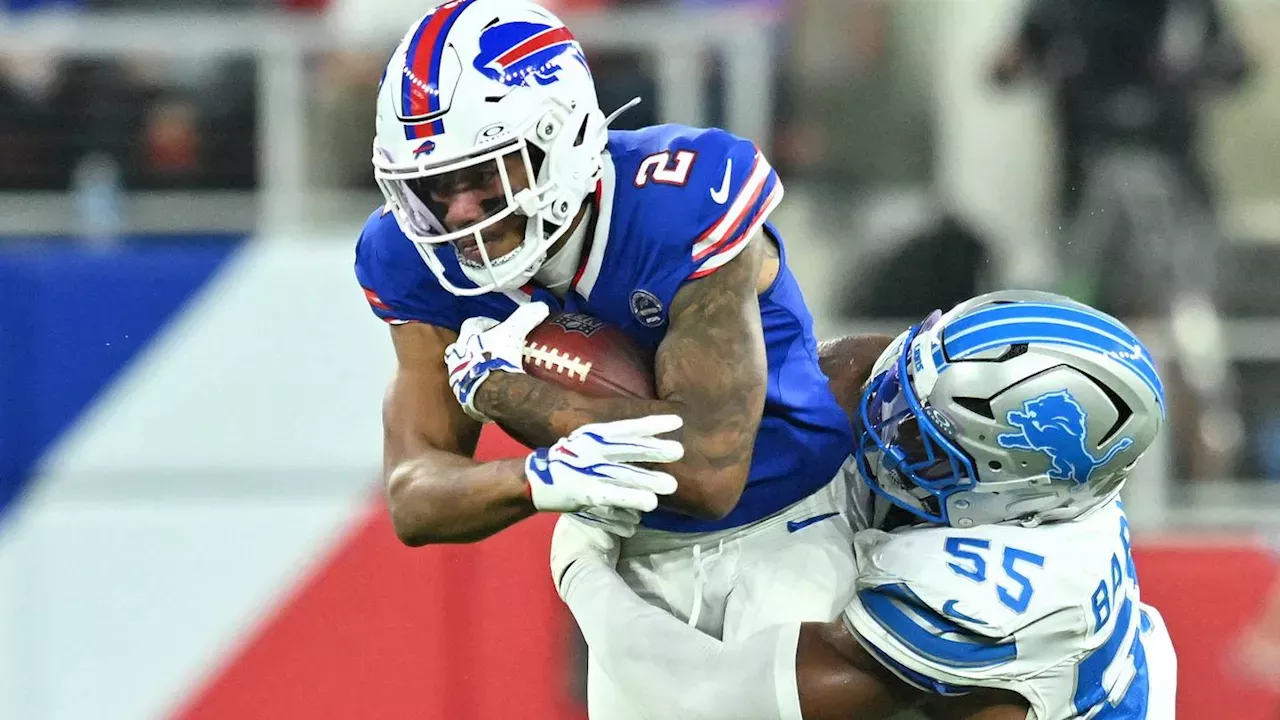 Buffalo Bills' High-Stakes Gamble Threatened by DJ Moore's Shoulder Injury