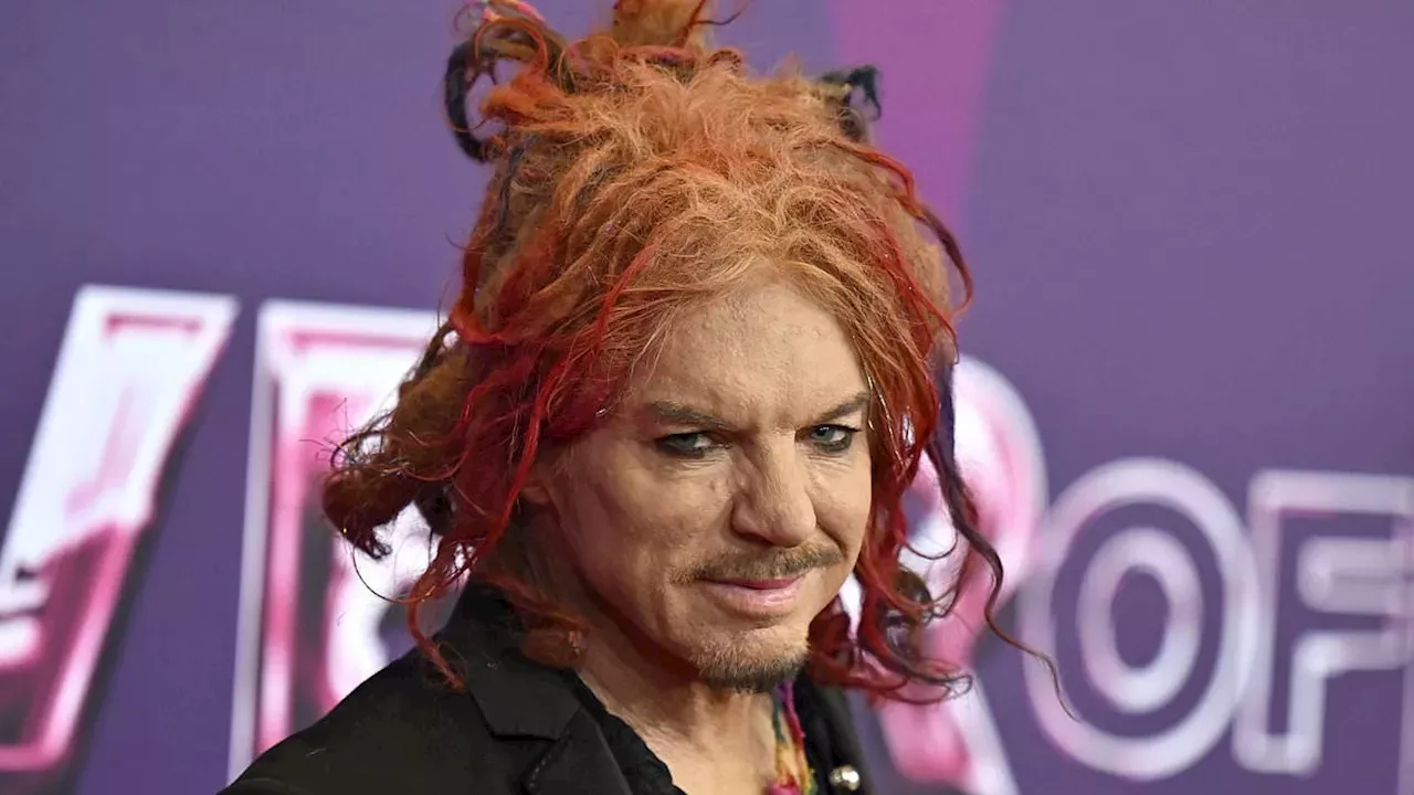 Carrot Top’s Crisis: The High Cost of the High-Energy Persona