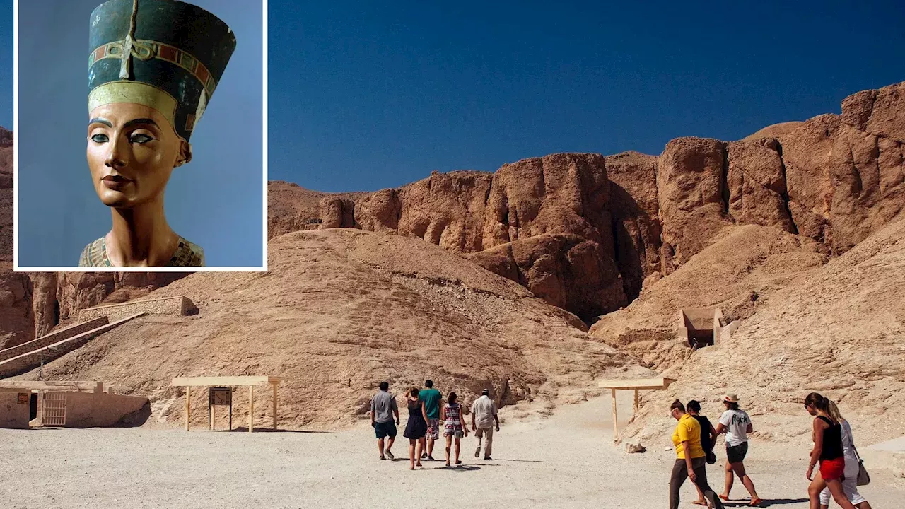 New Analysis Revives Claim That Nefertiti May Be Buried Behind Tutankhamun's Tomb