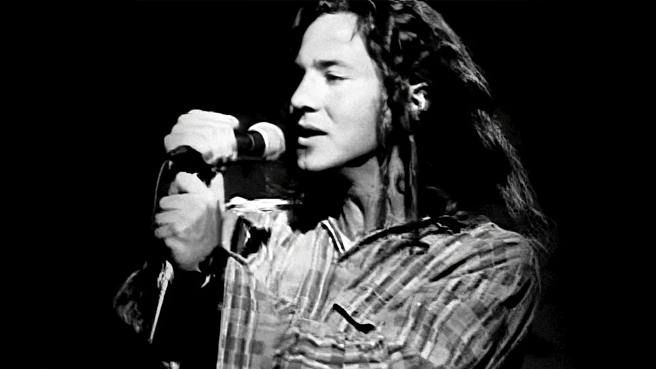 Beyond the Grunge: How Pearl Jam Weaponized Music Against the Industry
