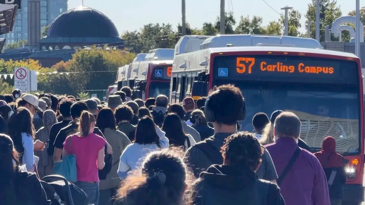 Kanata commute test finds transit trip takes 75 minutes with delayed bus connection