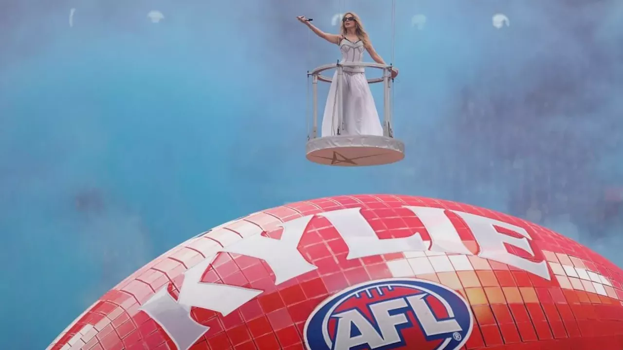 Kylie Minogue Headlines AFL Grand Final in Melbourne Hometown Debut