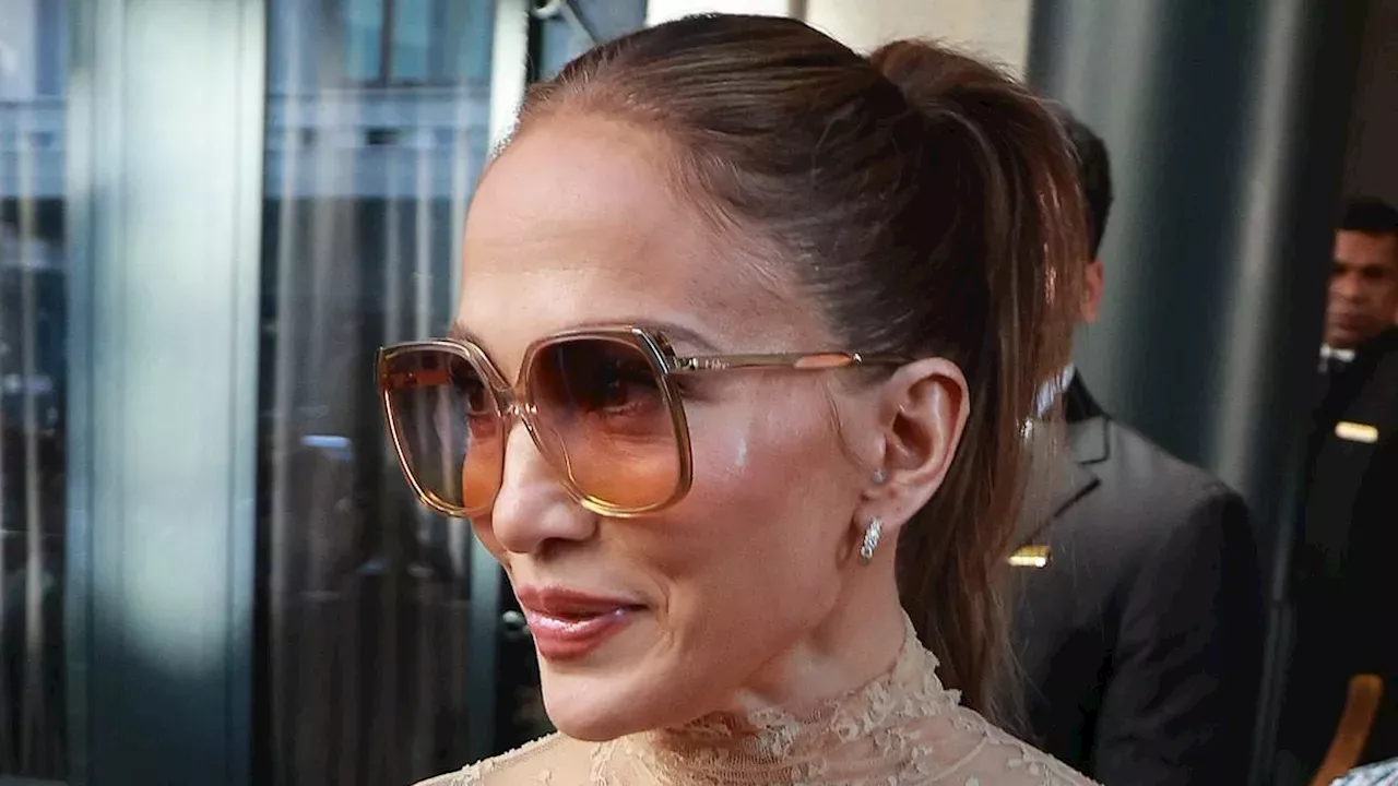 Milan’s High-Fashion Pivot: Jennifer Lopez and the Vogue World Spectacle