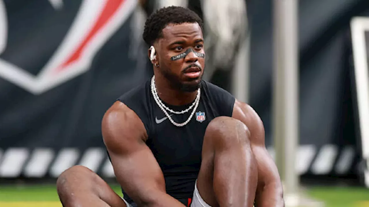 NFL Told Azeez Al-Shaair to Remove Palestinian Girl's Name from Eye Black or Leave Game
