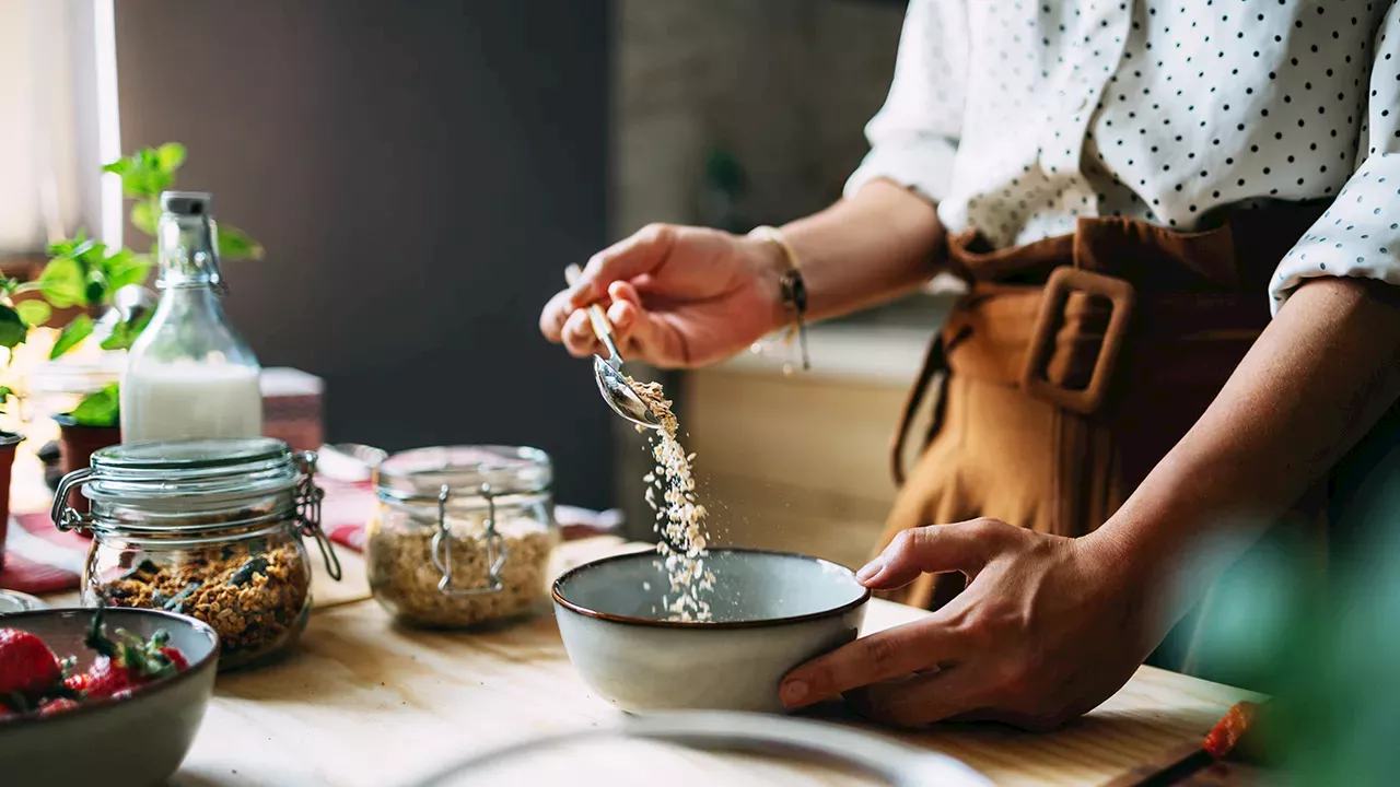 The 60-Gram Heart Strategy: What 87 Clinical Trials Reveal About Whole Grains