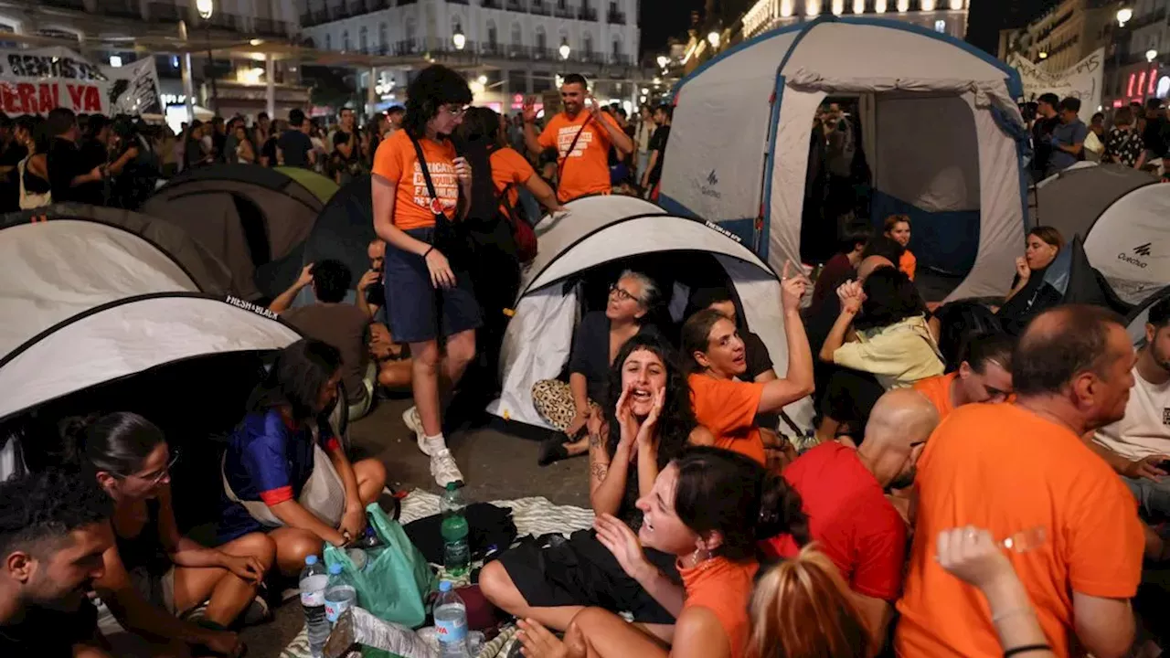 Madrid Protest Camp Grows After Eviction of 87-Year-Old Maricarmen Abascal