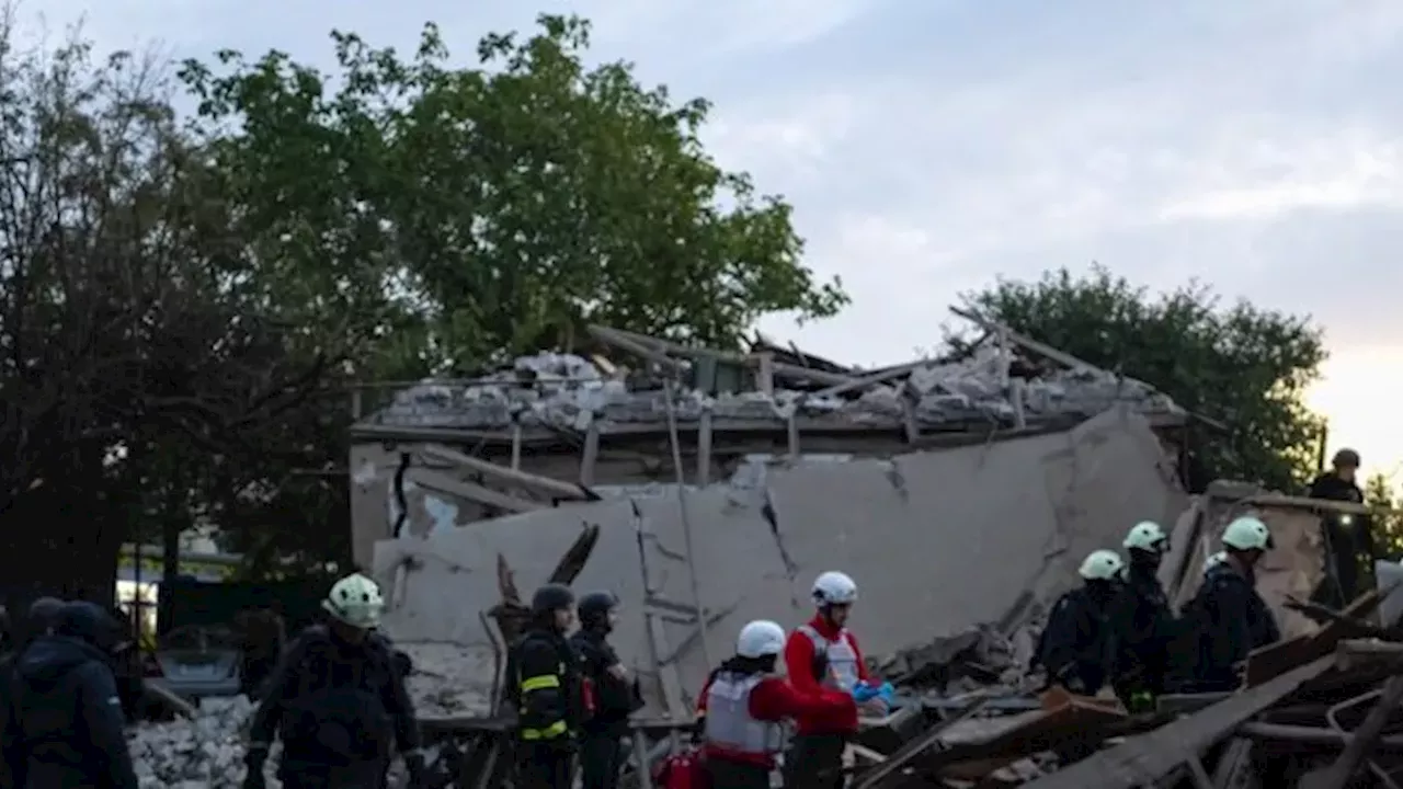 Lavrov Rejects German Diplomacy as Russian Drones Strike Kyiv and Odesa