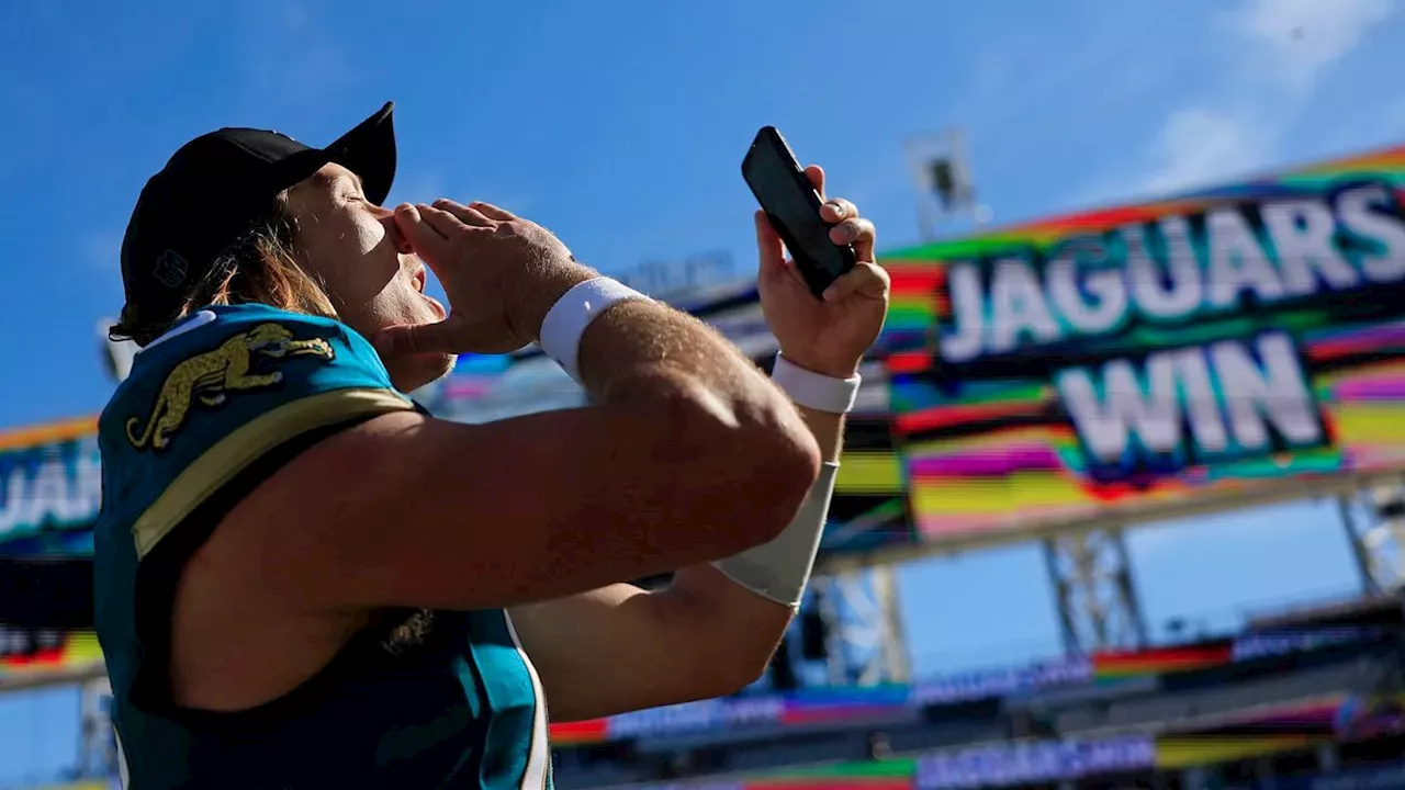 Jaguars' 35-6 Rout of Patriots Signals Shift in Roster Hierarchy