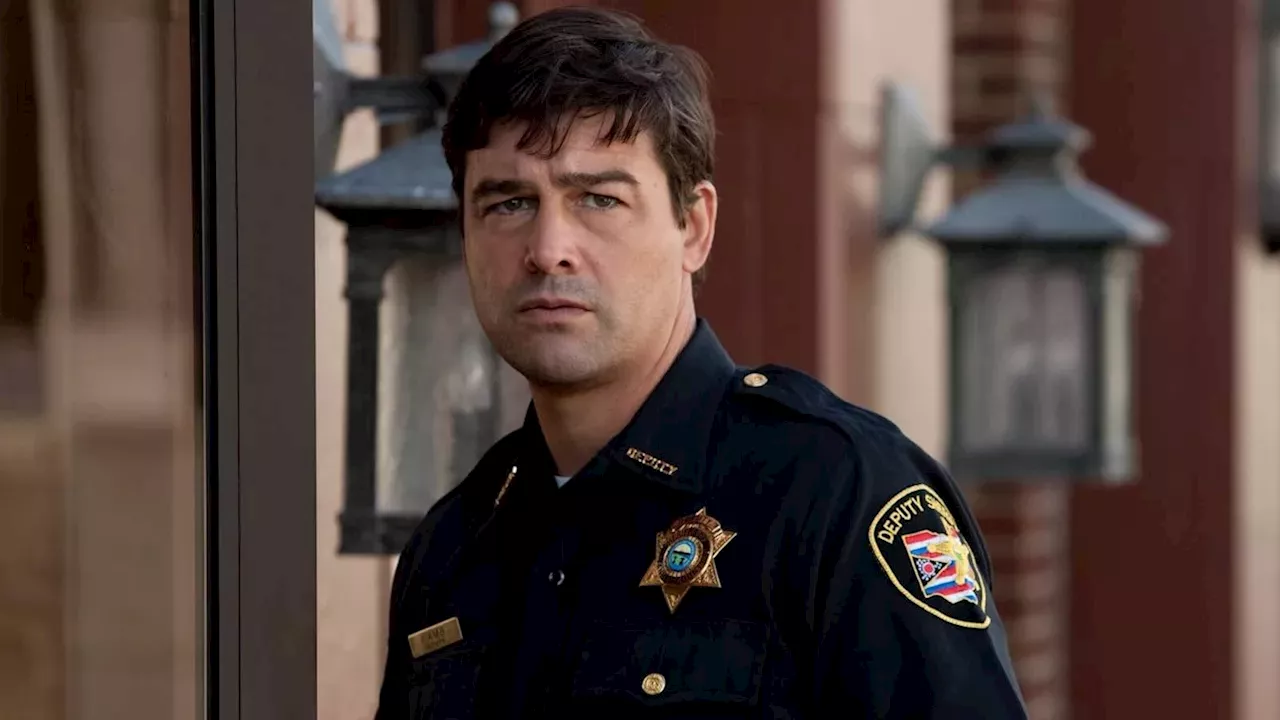 Beyond the Nostalgia: Why Kyle Chandler’s 'Super 8' Remains a Sci-Fi Standard