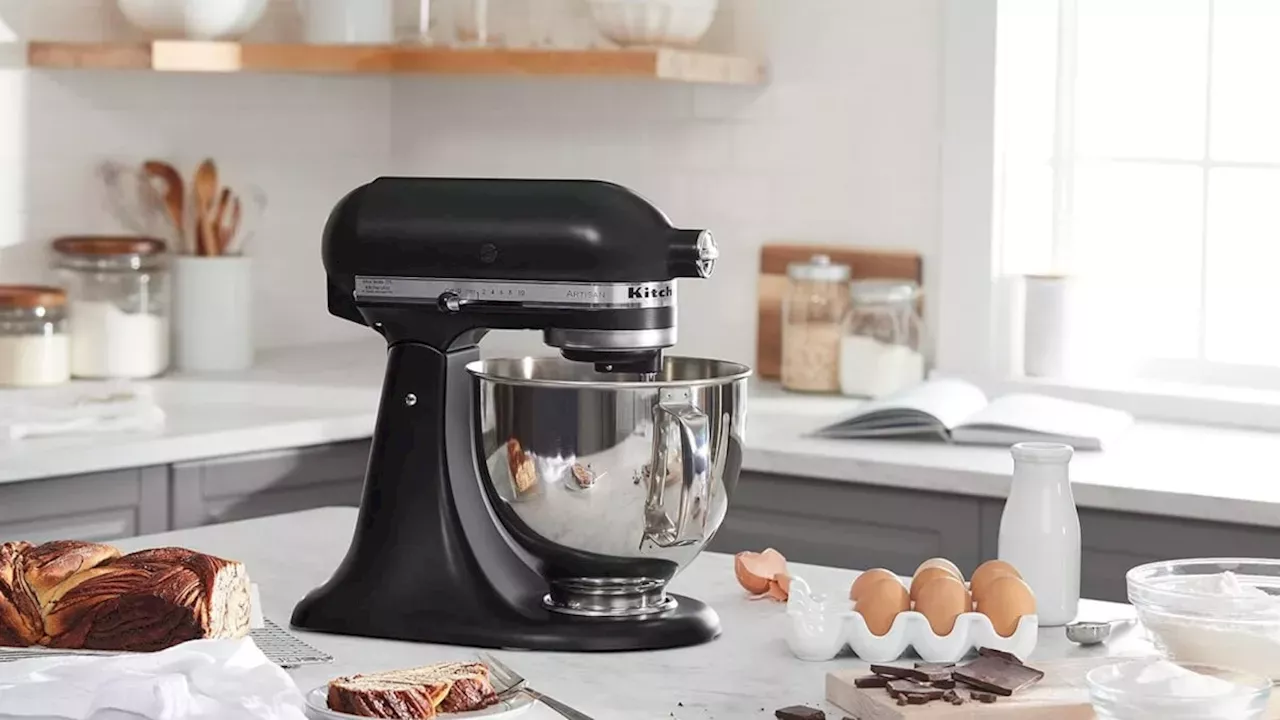 Amazon's KitchenAid Sale: Snag the Iconic 5Qt Mixer for $380