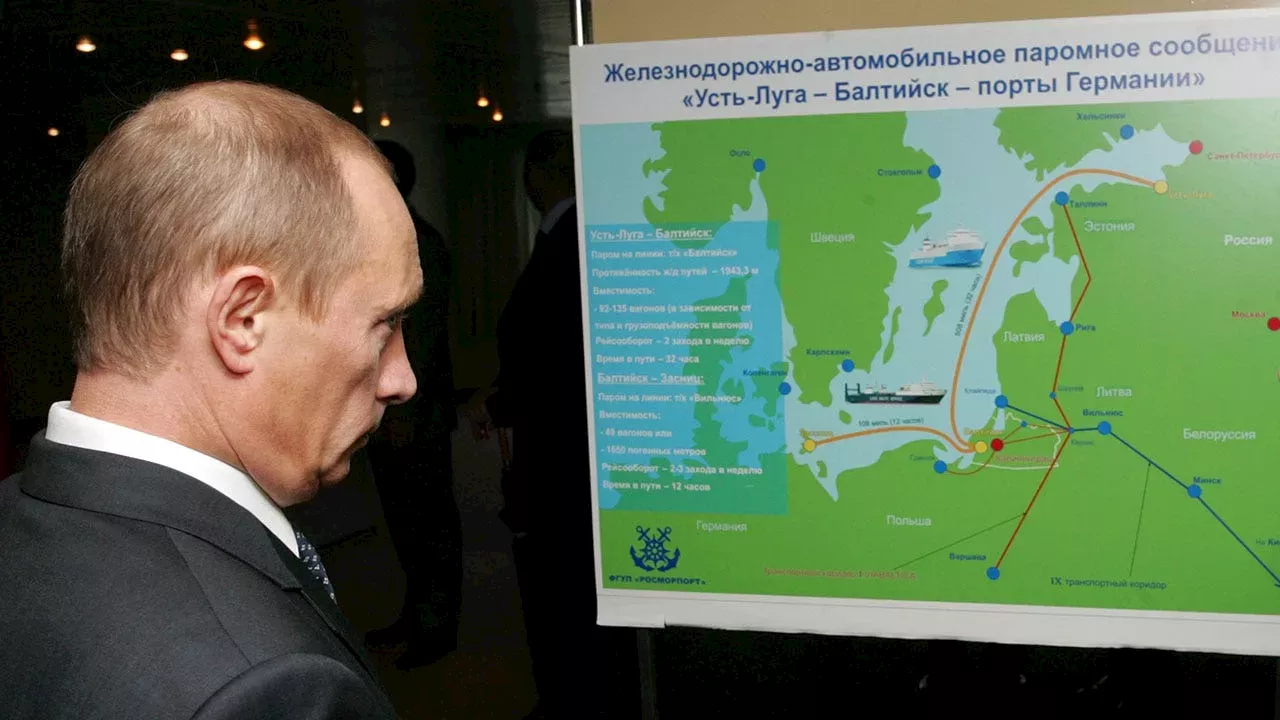 Russia warns NATO it could use nuclear weapons if Kaliningrad is isolated