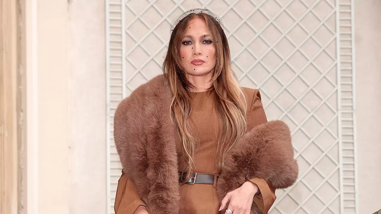 Provocation and Plush: Miranda Kerr and Jennifer Lopez Lead Stella McCartney's Paris Debut