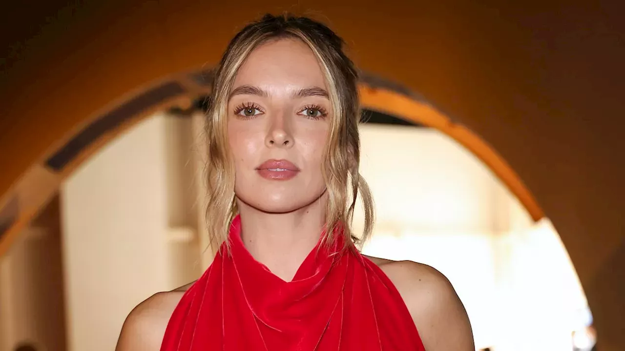 Jodie Comer’s Scarlet Shift: High Fashion and Personal Growth at Givenchy