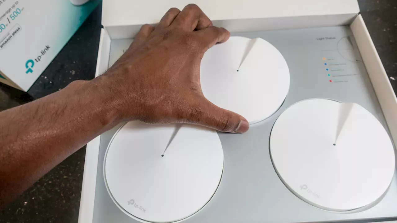 The High Cost of Connectivity: Can Mesh Wi-Fi Truly Conquer 10,000 Square Feet?