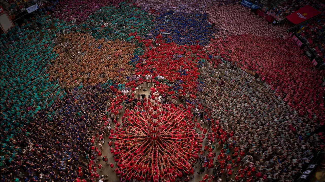 Catalonia's Tarragona Hosts 30th Human Tower Contest, Celebrating Tradition and Teamwork