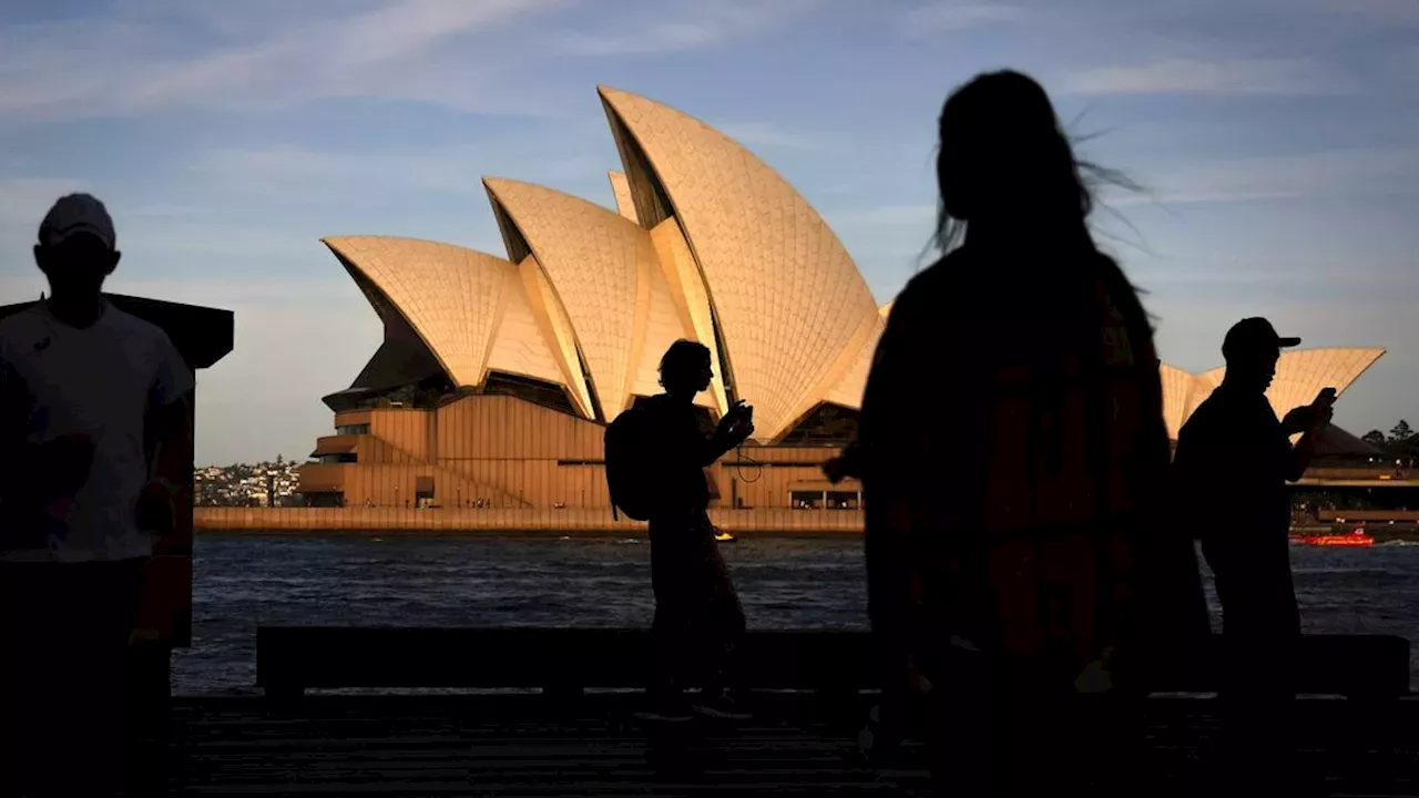 Australia's Coalition Targets 100,000 Migration Cap to Relieve Housing Pressure