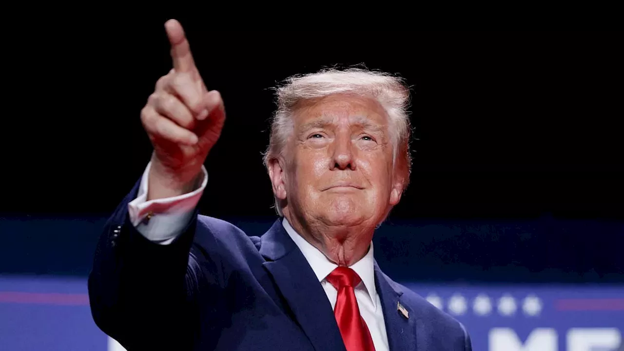 Trump Weighs Iran Strikes to Counter Midterm Slump and Gas Price Surge
