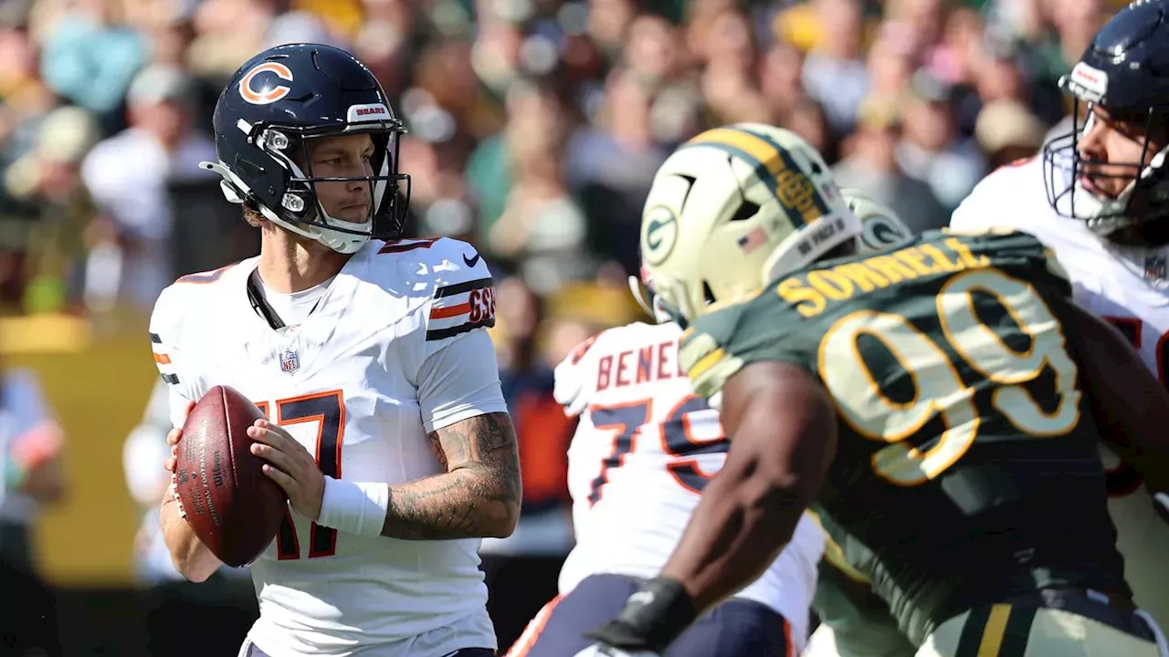 Bears' Green Bay Disaster: Bagent Benched as Booker Stands Alone