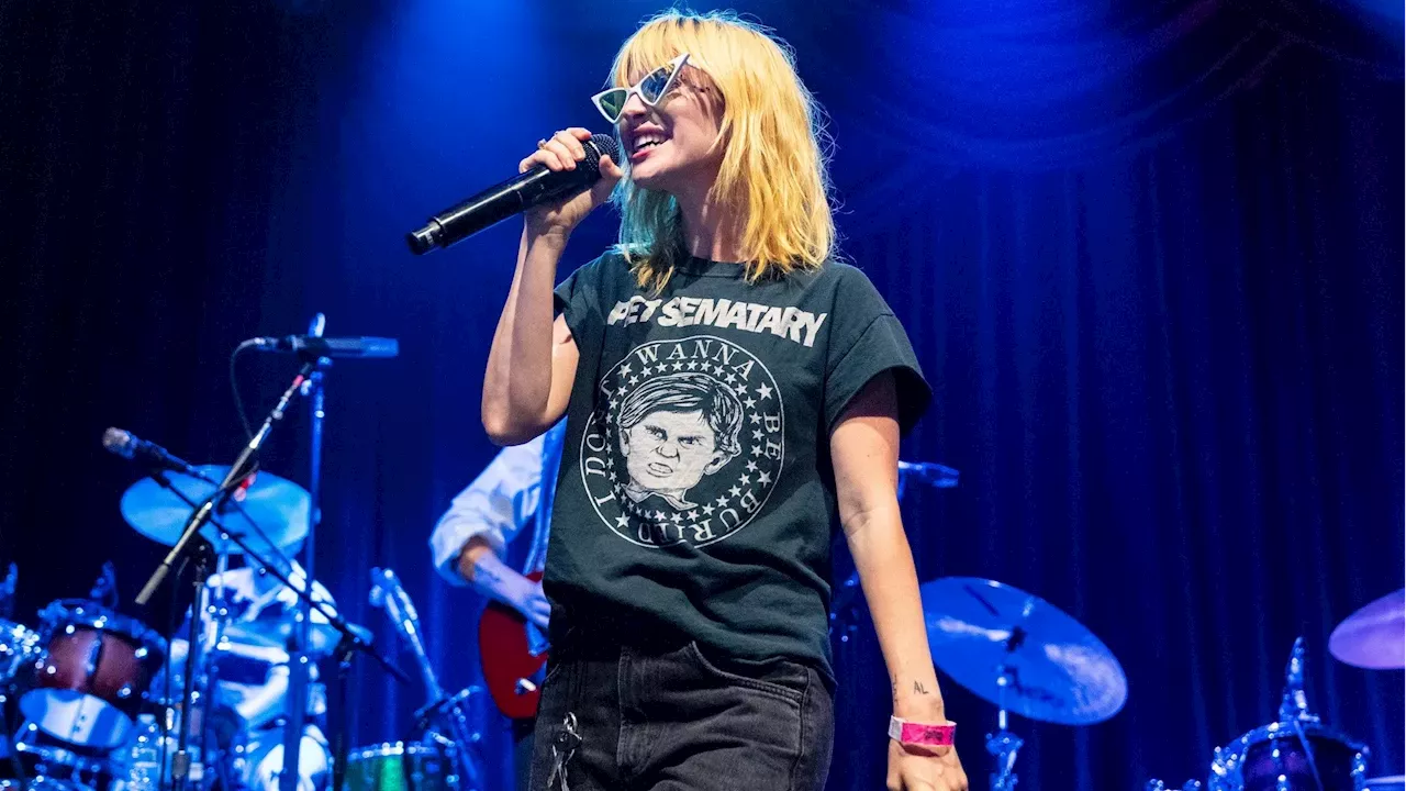 Hayley Williams hurls vulgar insult at DHS after agency defends ICE officers