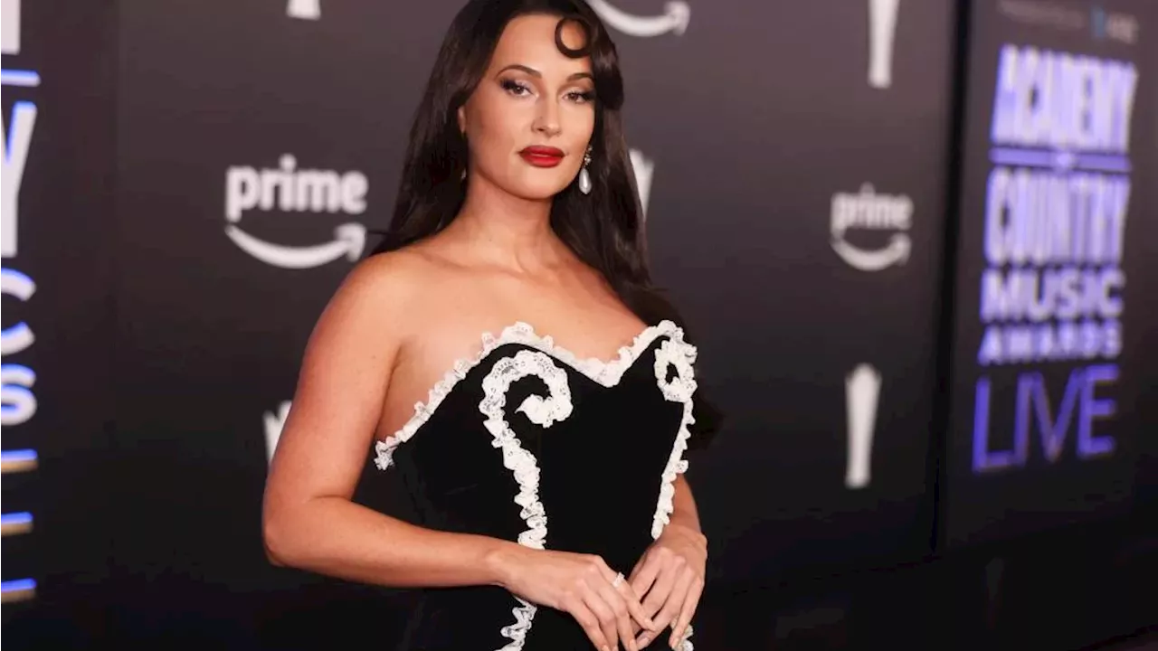 Musgraves Hits Back: The Sharp Dog Reference in the Noem-Talarico Clash