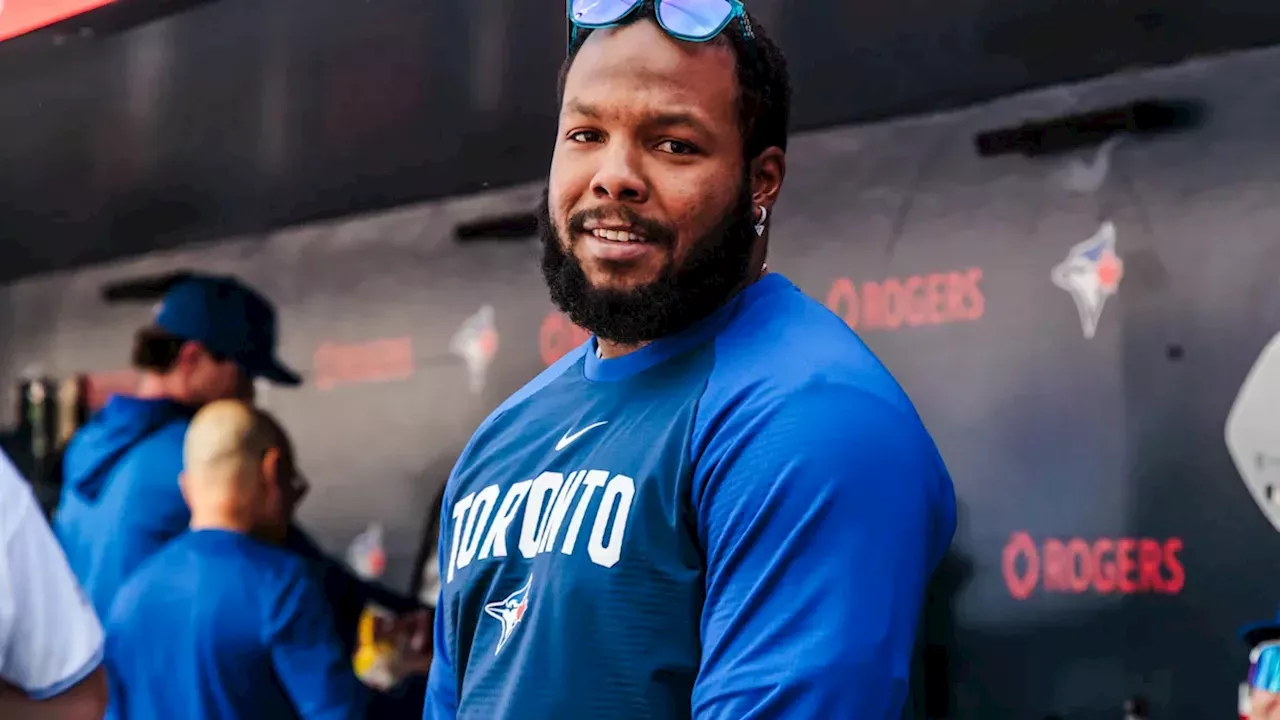 Vladimir Guerrero Jr. undergoes vision surgery, hopes it sparks return to MVP form