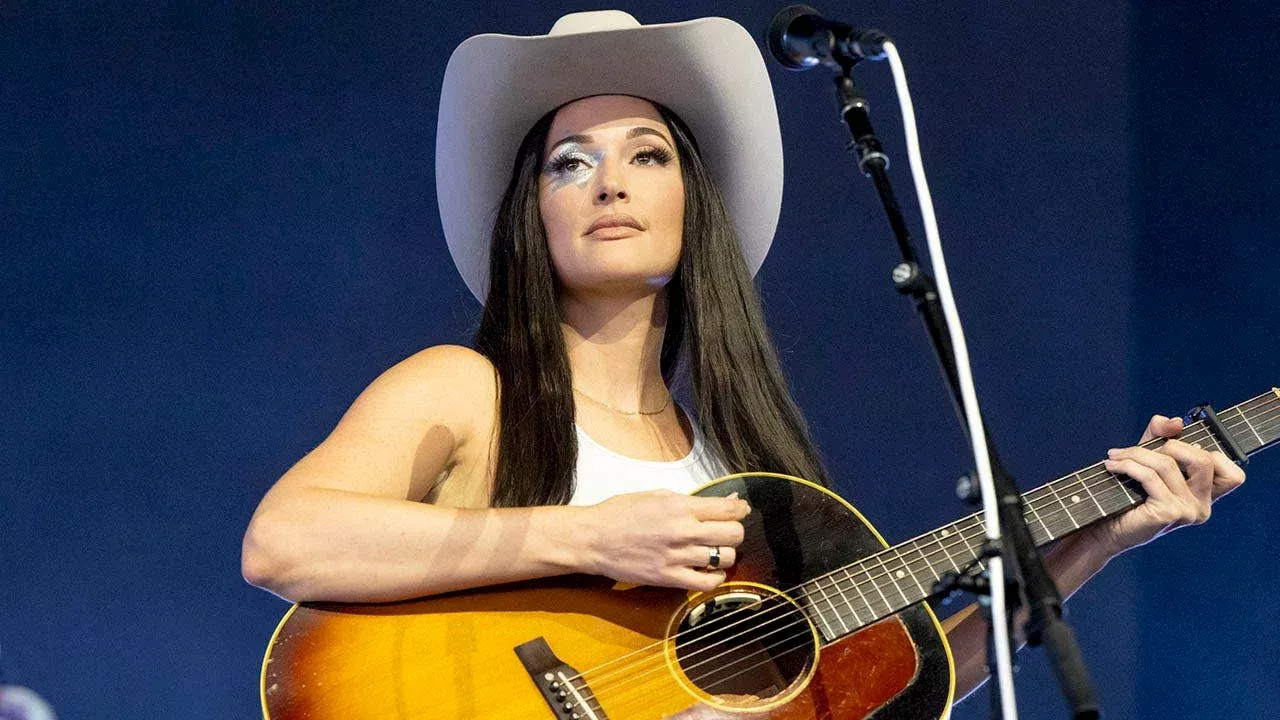 Kacey Musgraves Sparks Controversy in Dallas with Columbus Critique