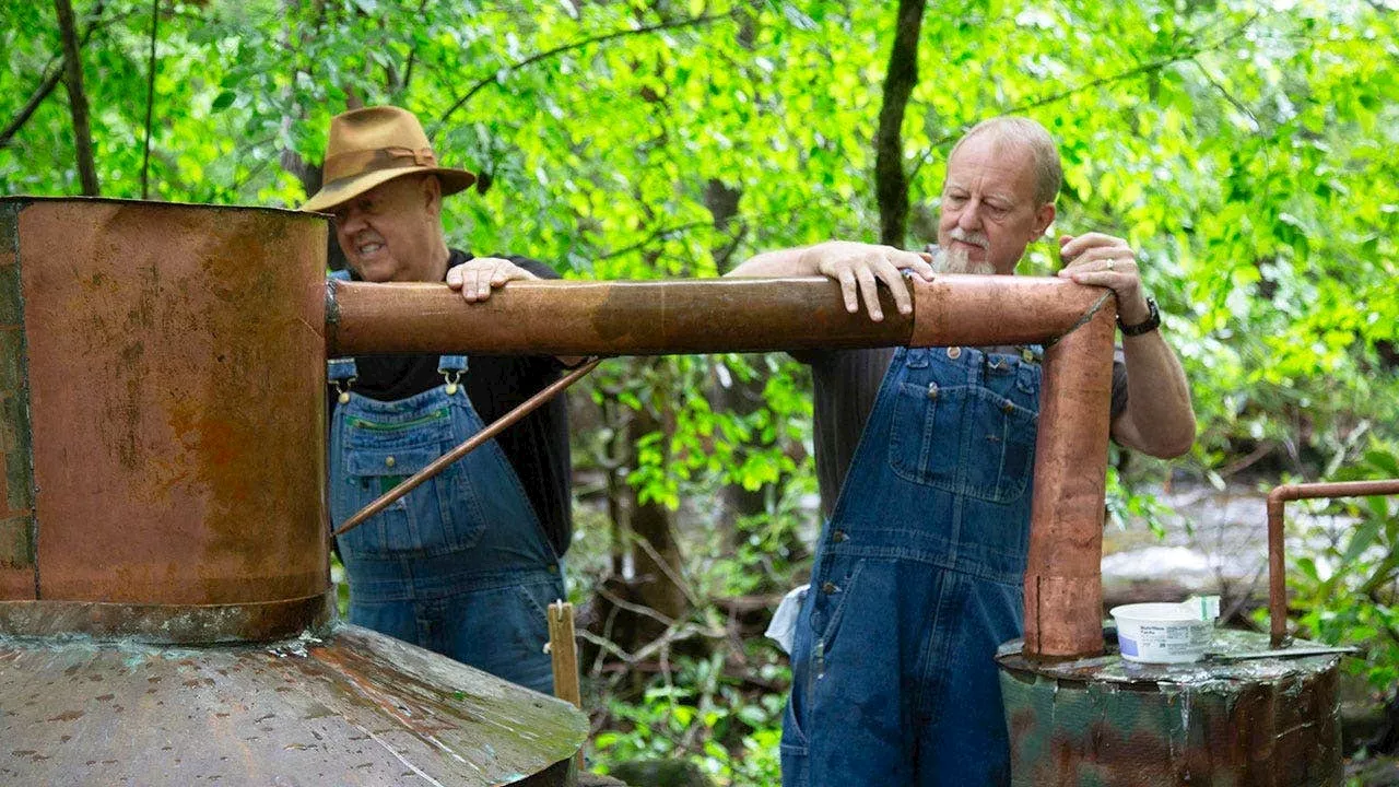 The Poisoned Legacy: How Prohibition-Era Tactics Fueled the Moonshine Blindness Myth