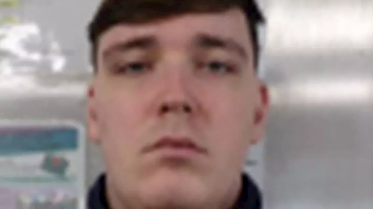 Burglary squad mastermind escapes prison and remains on the run eight months later