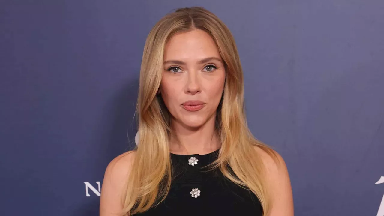 Guillermo del Toro Gives Ultimate Praise to Scarlett Johansson's 'Ray Gunn'