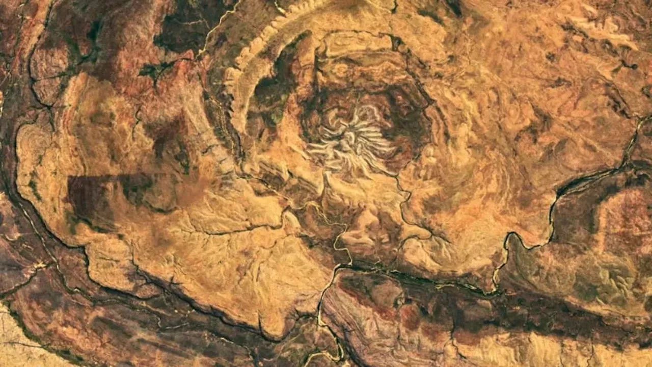 NASA’s Landsat 9 Reveals the Ancient Geometry of Australia’s Spider Crater