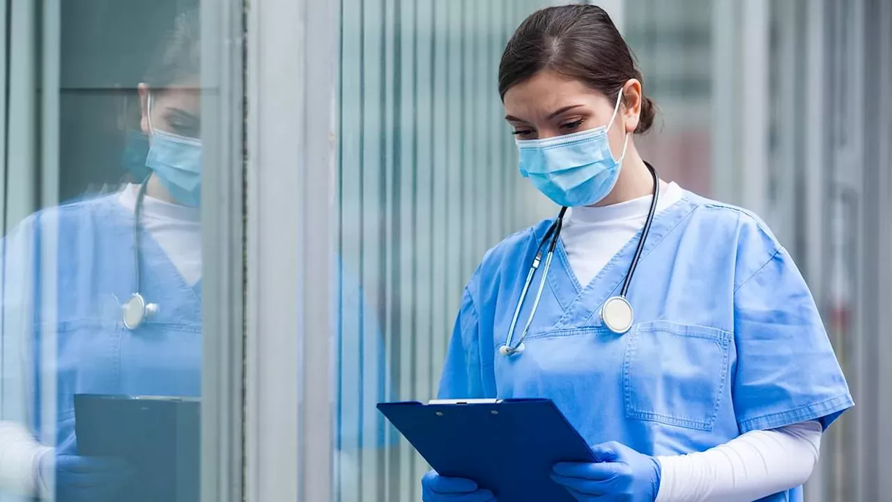 UK Health Alert: Covid Hospitalizations Spike 40% as 'Stratus' Variant and Early Flu Converge