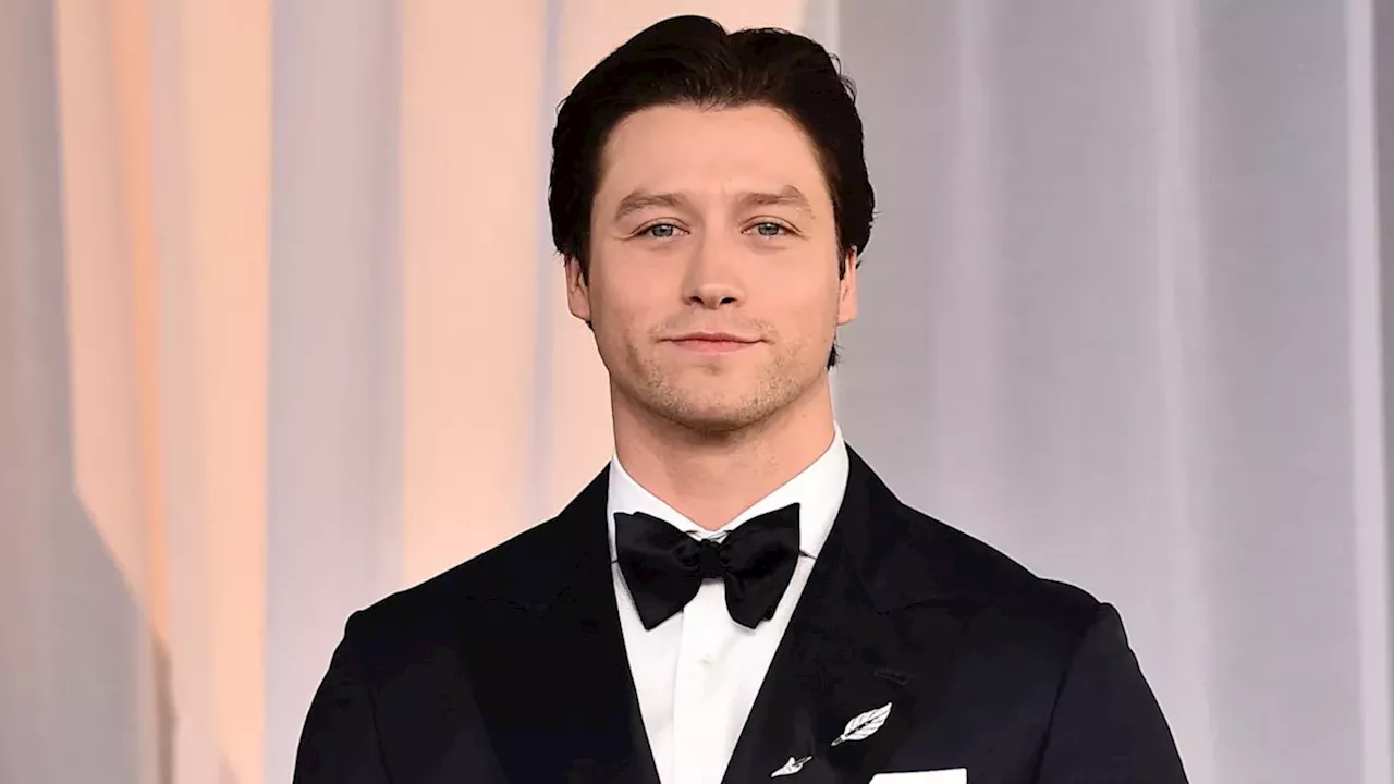 Red Carpets and Rinks: The Visual Strategy Behind "Everyone" and "Off Campus"