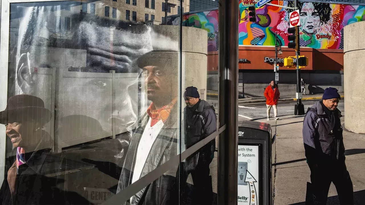 Rhythm and Color: Alex Webb’s Decade-Long Journey Through 40 American Cities