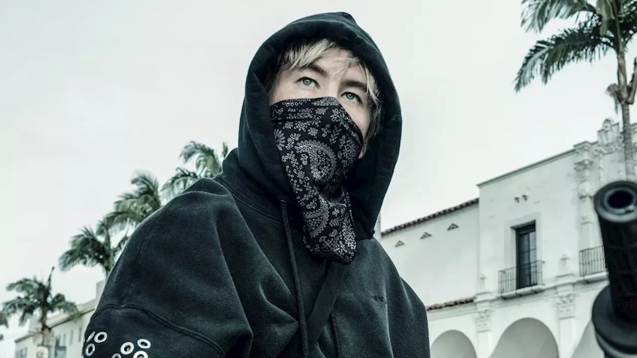 MCU Alumni Reunite for Crime 101, Hemsworth Defends Franchise