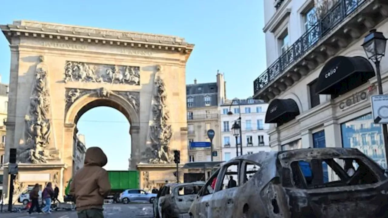JD Vance Uses French Unrest to Warn US of 'Destructive Path'
