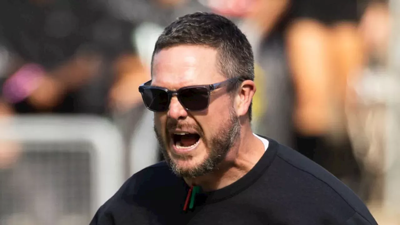 Oregon Ducks edge Nebraska Cornhuskers in tight 17-14 matchup