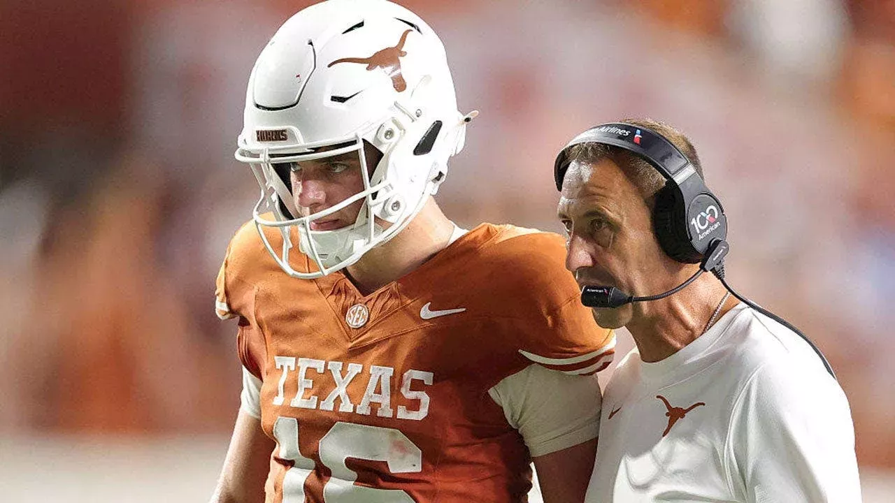 Sarkisian's High-Stakes Gamble: Can Arch Manning Save Texas's Playoff Dreams?