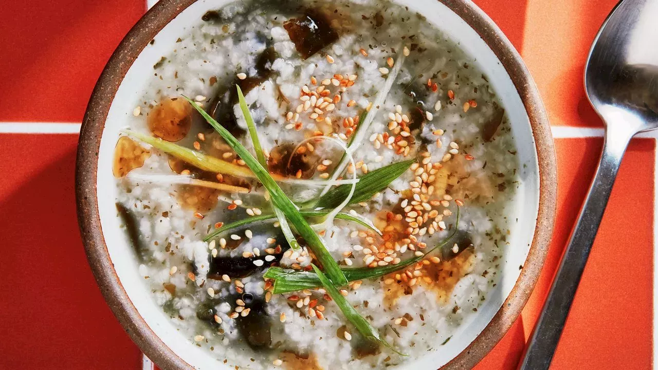Okayu: The Japanese Rice Porridge Tradition Supporting Postpartum Recovery