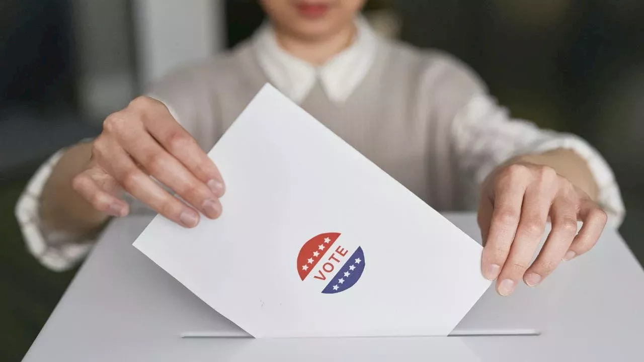 Independents to Decide 2026 Midterms as Both Parties Misread Their Vote